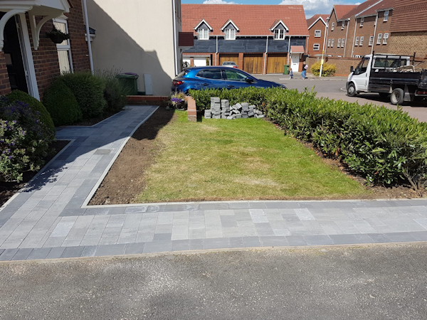 Kentlandscaping.co.uk pathway