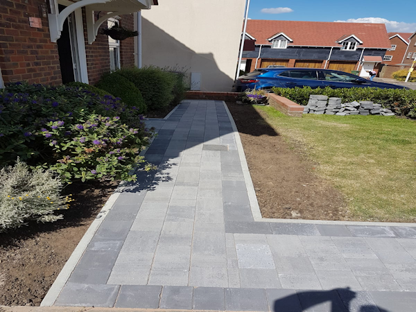 Kentlandscaping.co.uk pathway